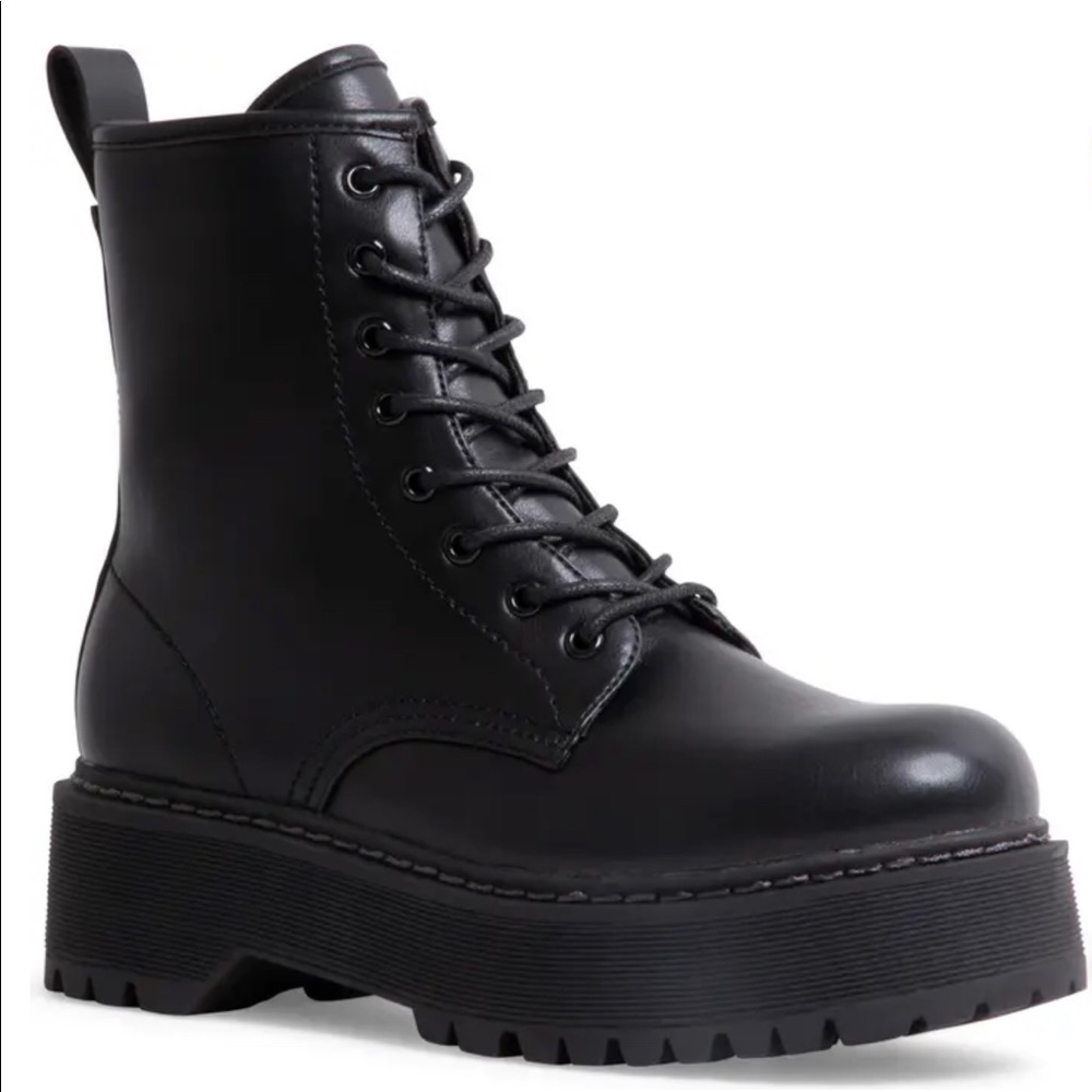 Steve Madden Betty Lace-Up Platform Combat Boots
